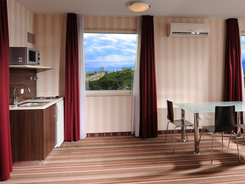 Leonardo Hotel Köln
